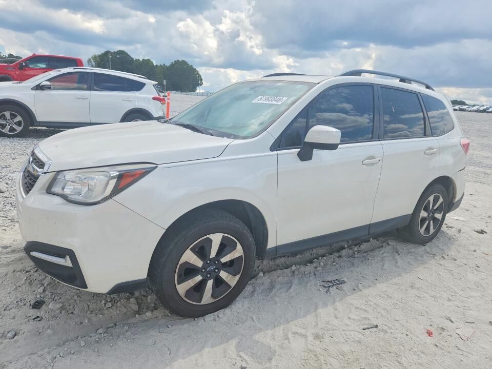 2018 SUBARU Forester