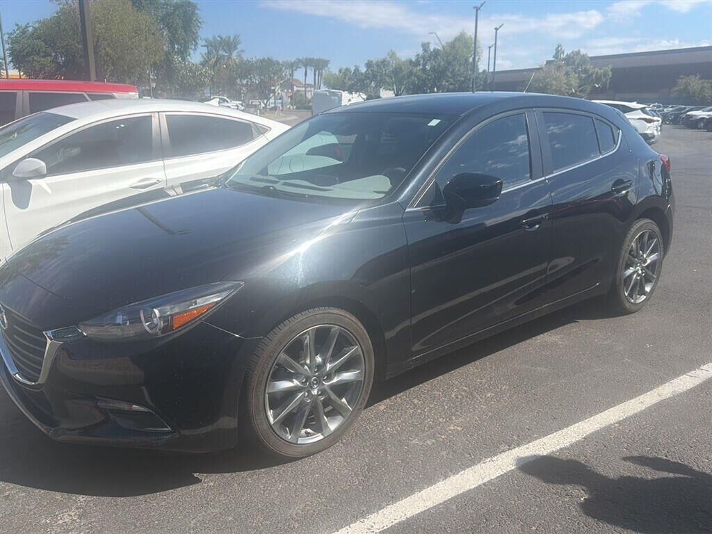 2018 MAZDA Mazda3