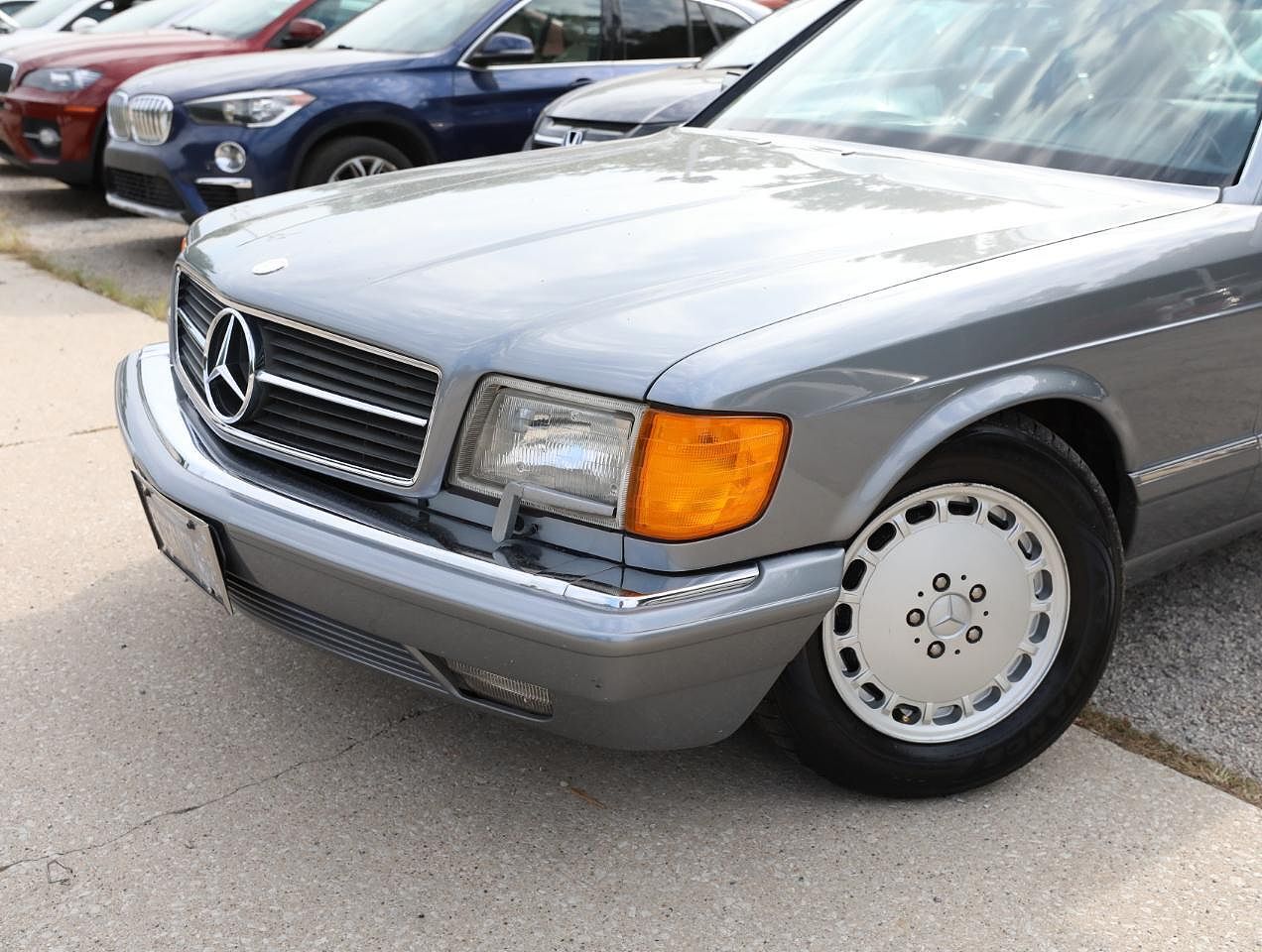 1987 Mercedes-Benz 560