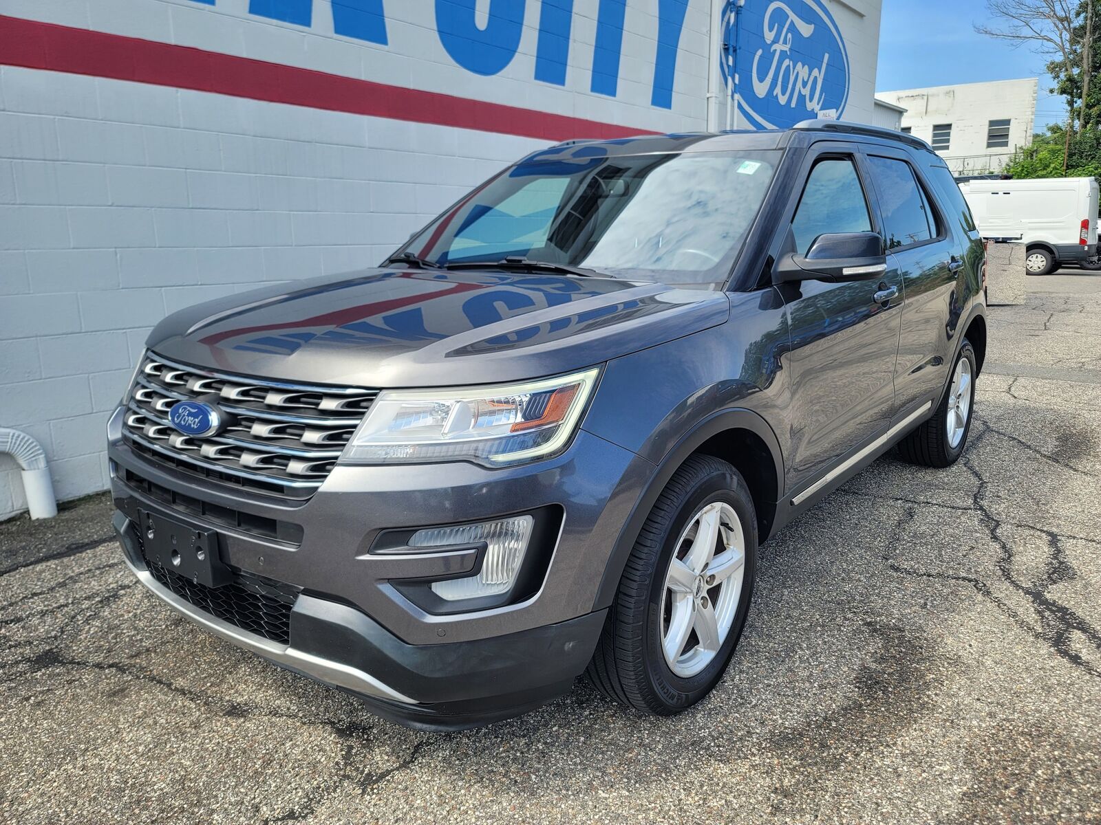 2017 FORD Explorer