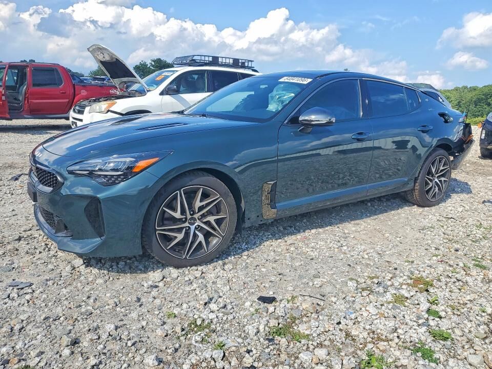 2023 KIA Stinger