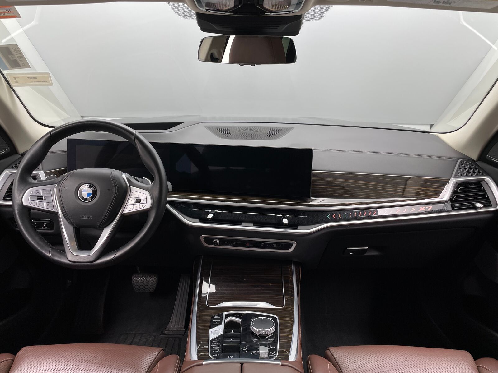 2023 BMW X7