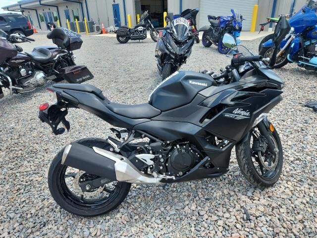 2026 KAWASAKI Ninja