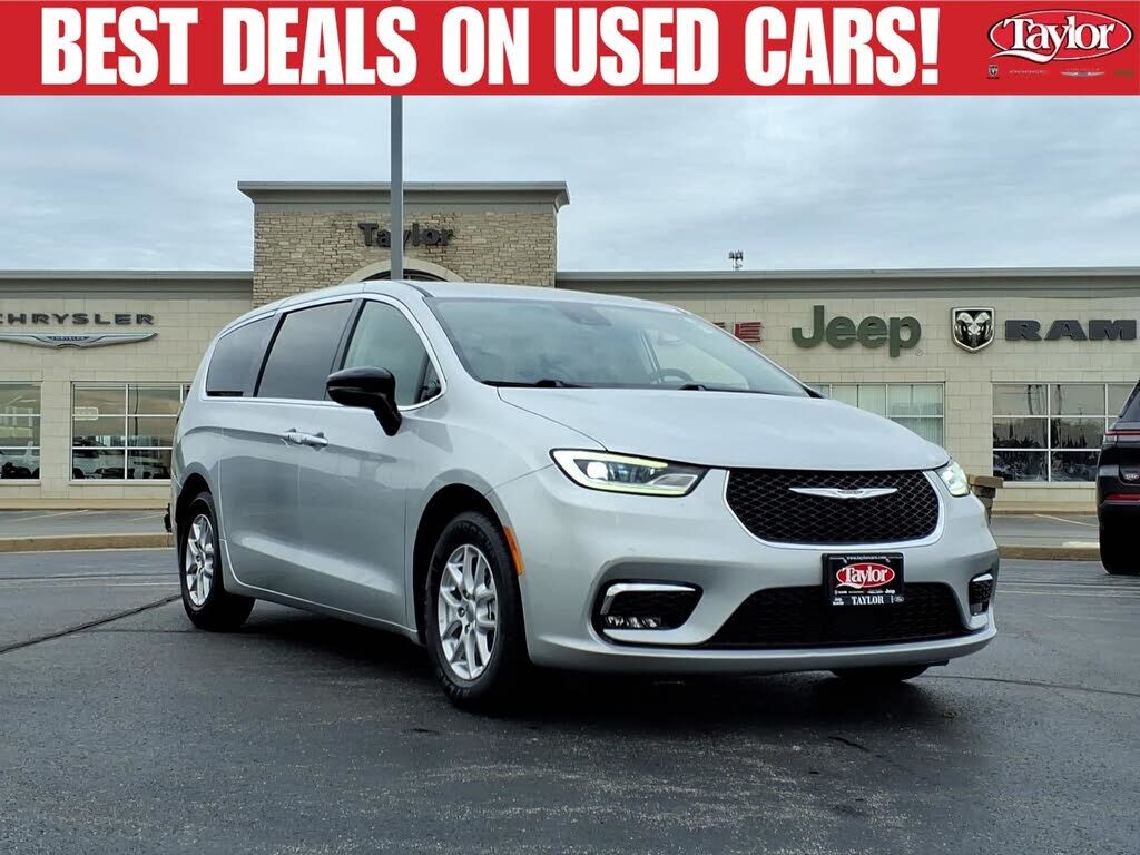 2024 CHRYSLER Pacifica