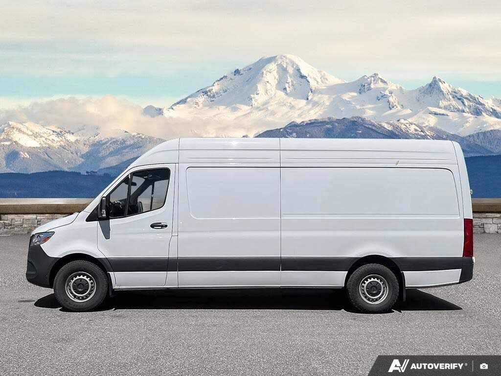 2025 Mercedes-Benz Sprinter