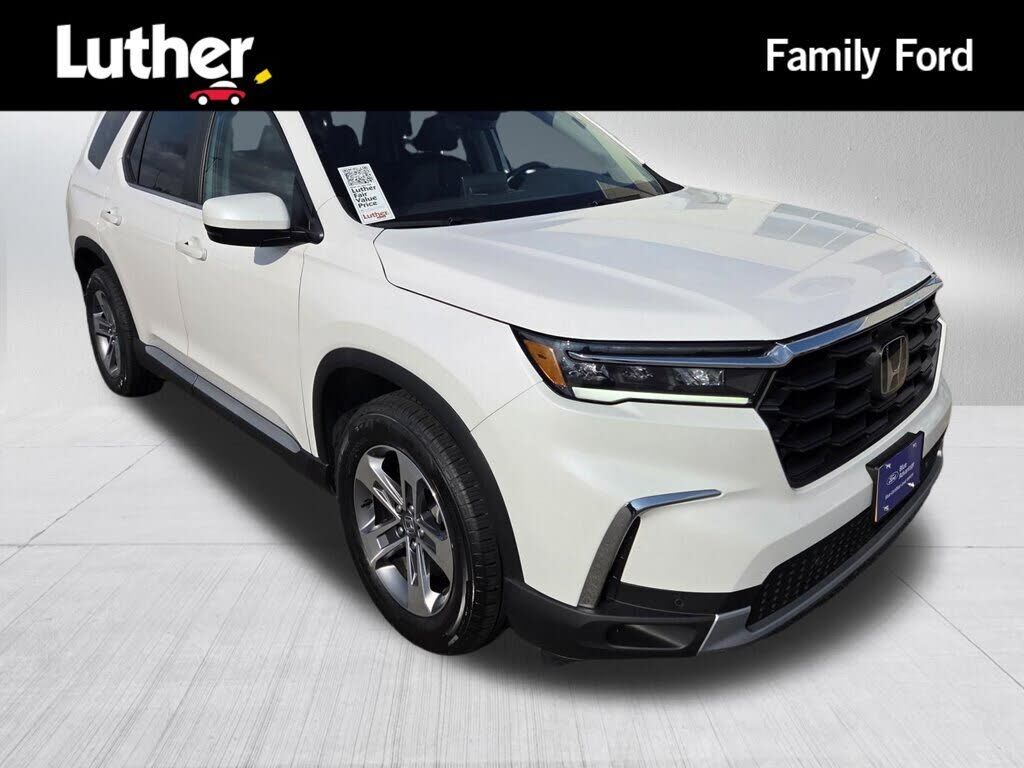 2023 HONDA Pilot