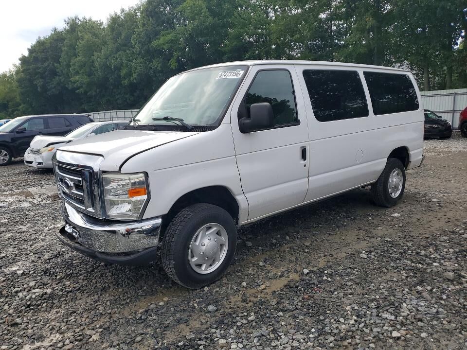 2009 FORD E-350