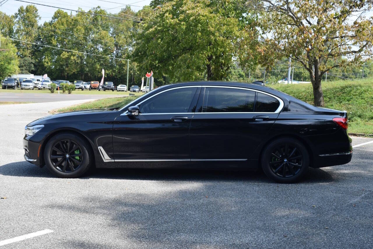 2017 BMW 750i / B7