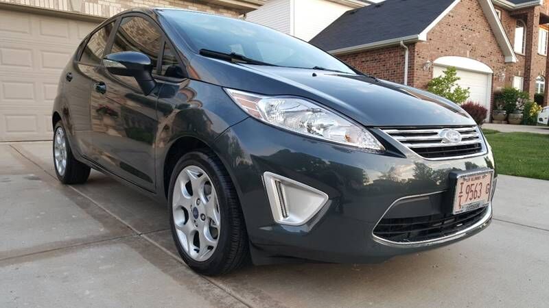 2011 FORD Fiesta