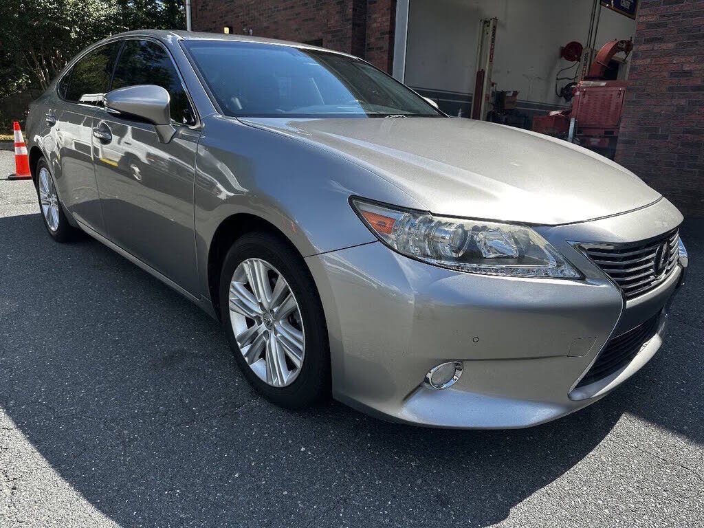 2015 Lexus ES