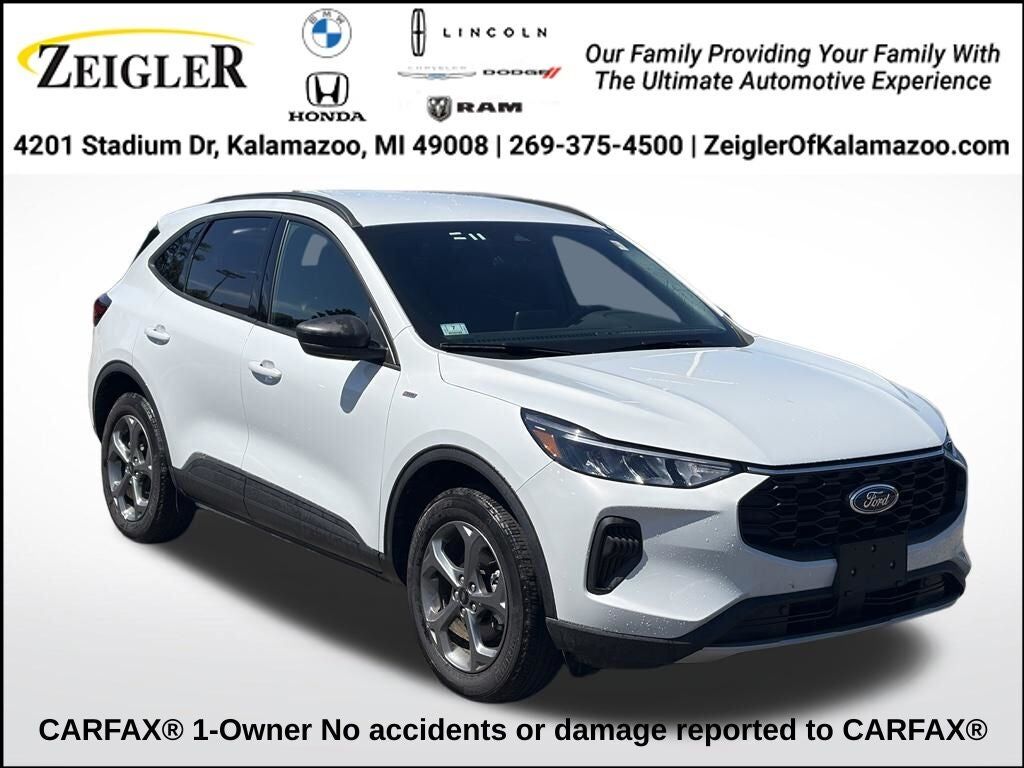 2025 FORD Escape