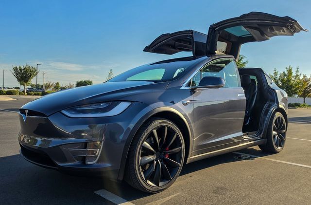 2019 TESLA Model X