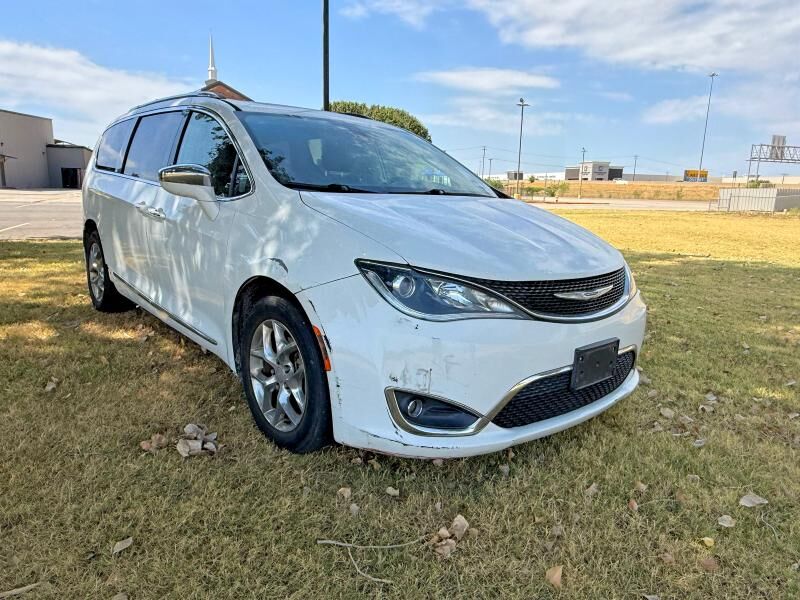 2018 CHRYSLER Pacifica