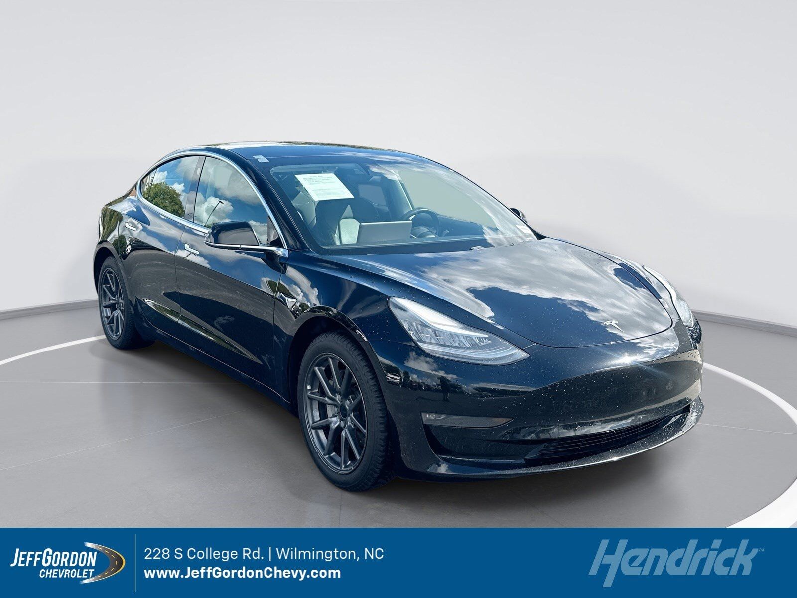 2019 TESLA Model 3