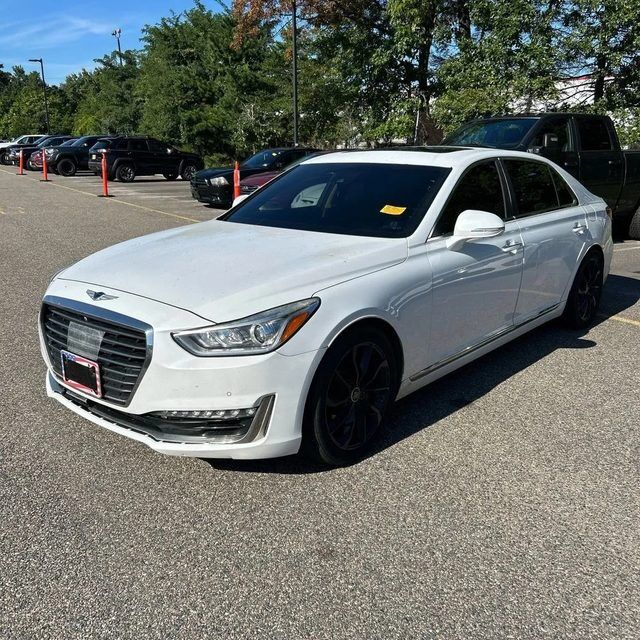 2017 GENESIS G90