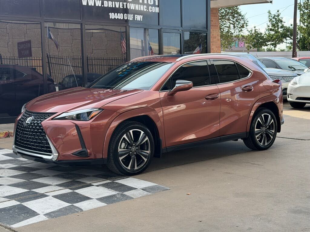 2026 Lexus UX