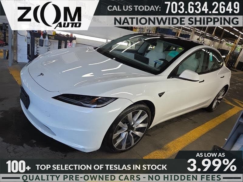 2025 TESLA Model 3