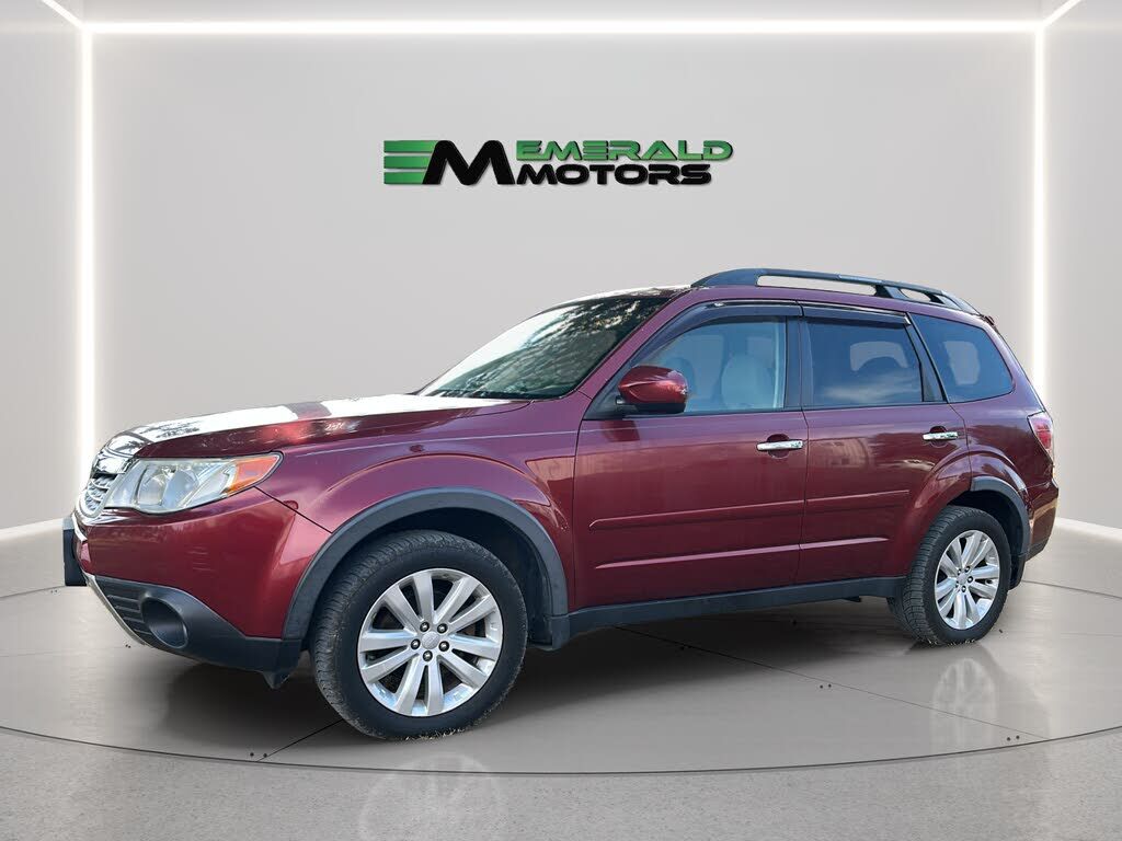 2013 SUBARU Forester