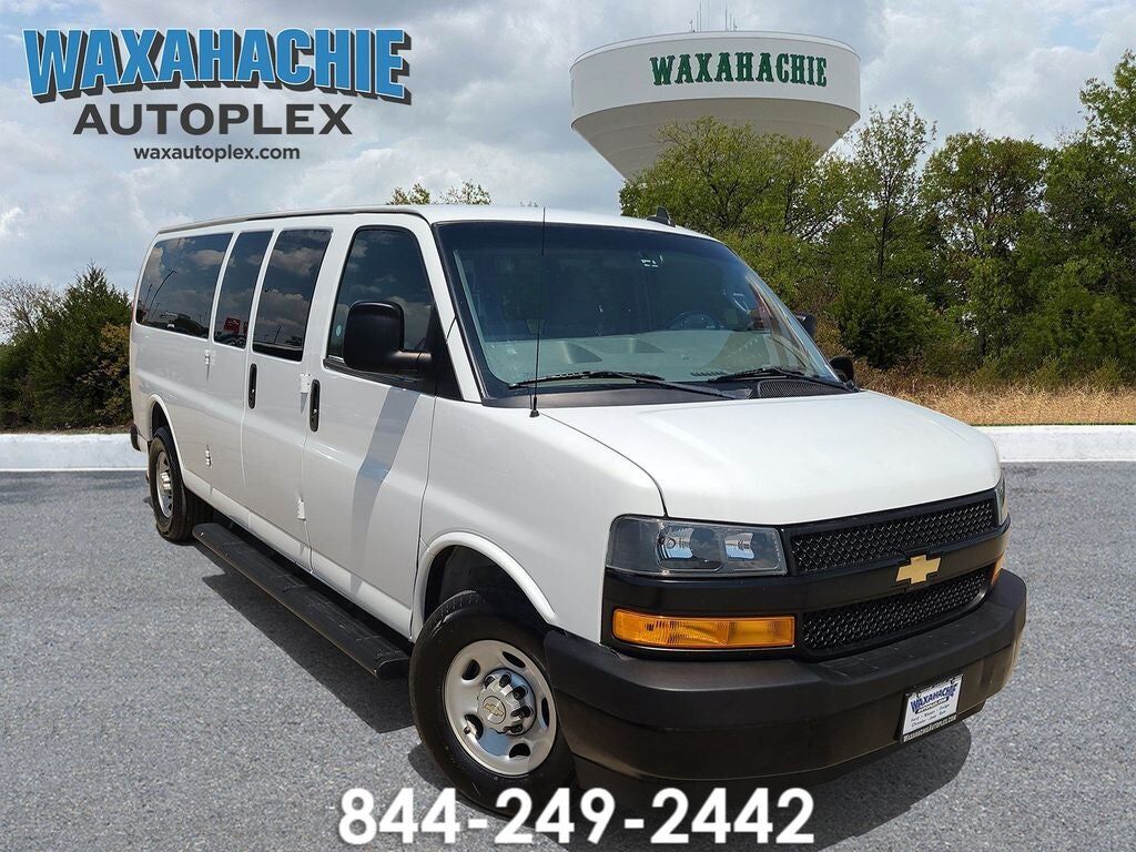 2023 CHEVROLET Express