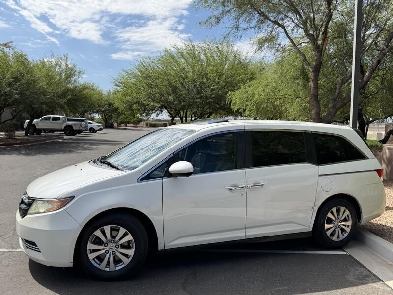 2016 HONDA Odyssey
