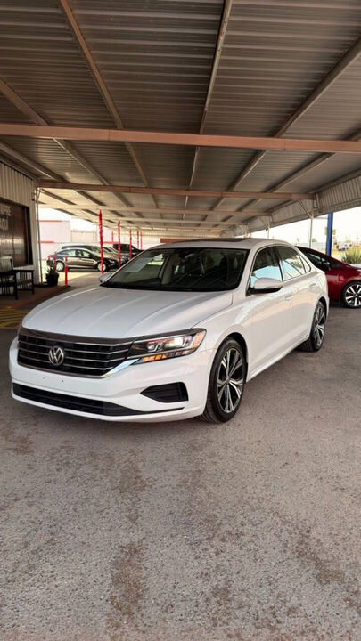 2021 VOLKSWAGEN Passat