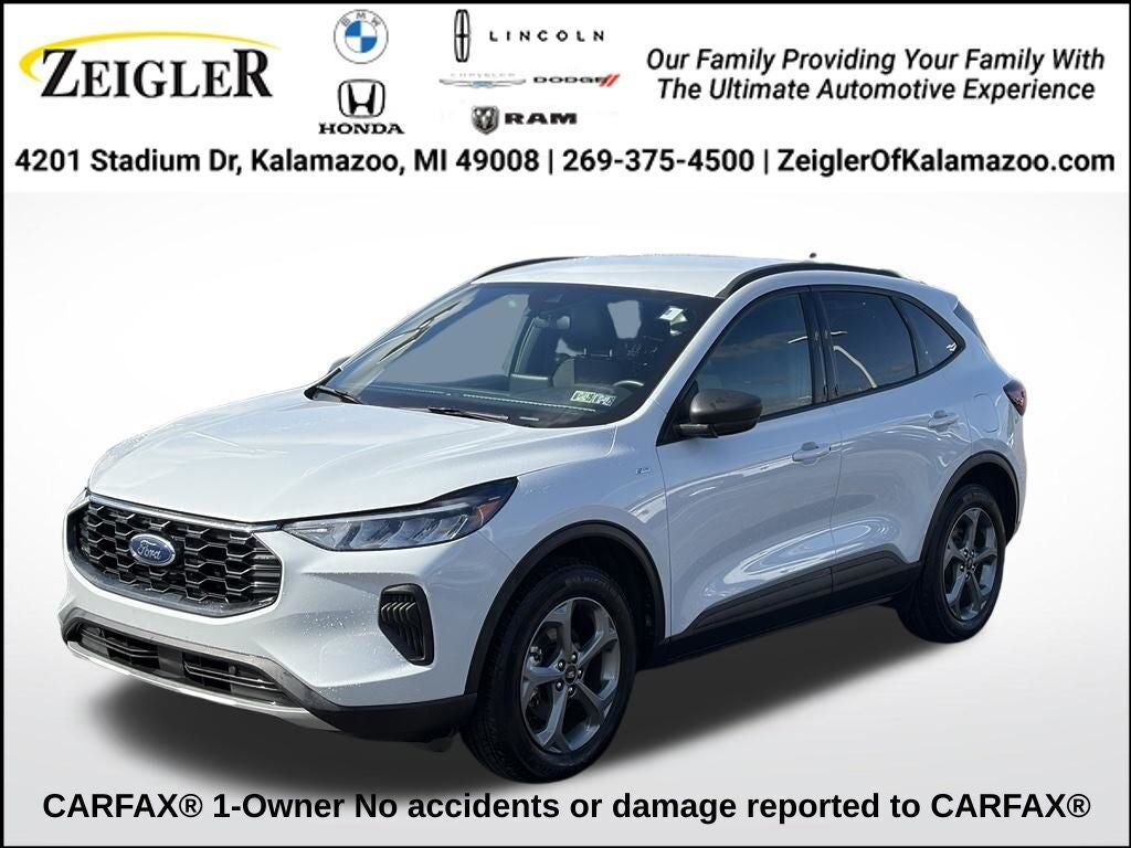 2025 FORD Escape