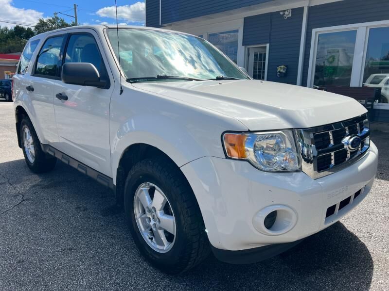 2011 FORD Escape