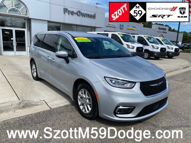 2023 CHRYSLER Pacifica