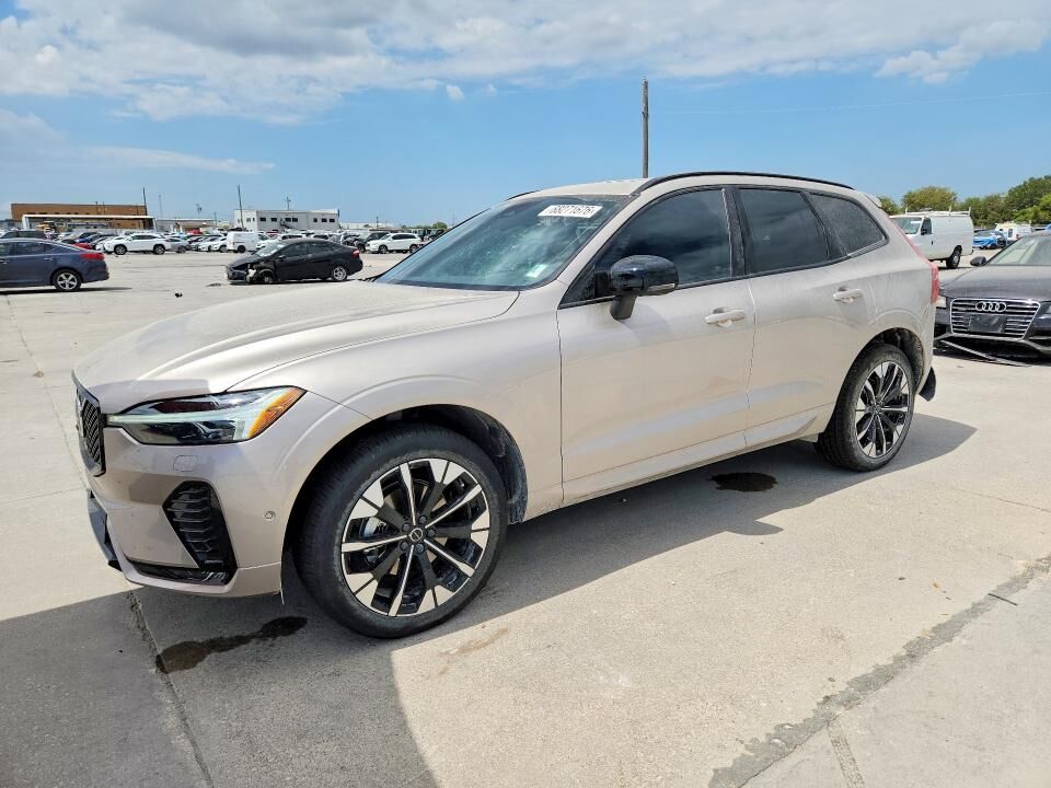 2026 VOLVO XC60
