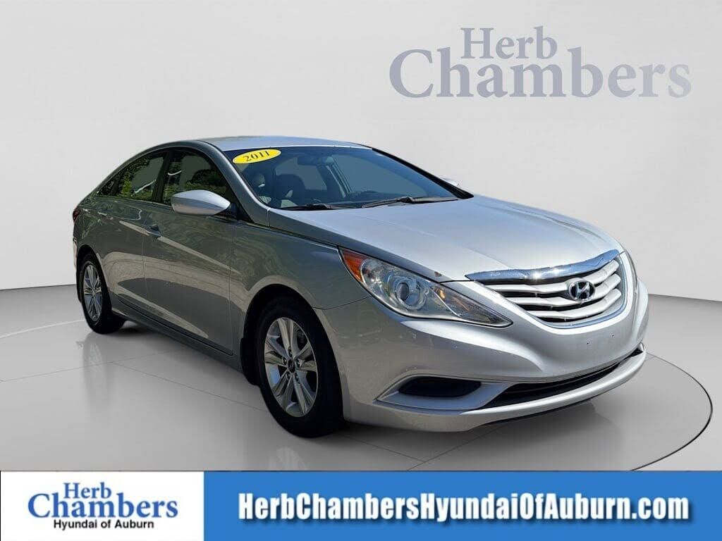 2011 HYUNDAI Sonata
