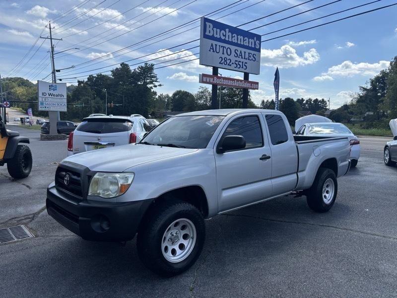 2008 TOYOTA Tacoma