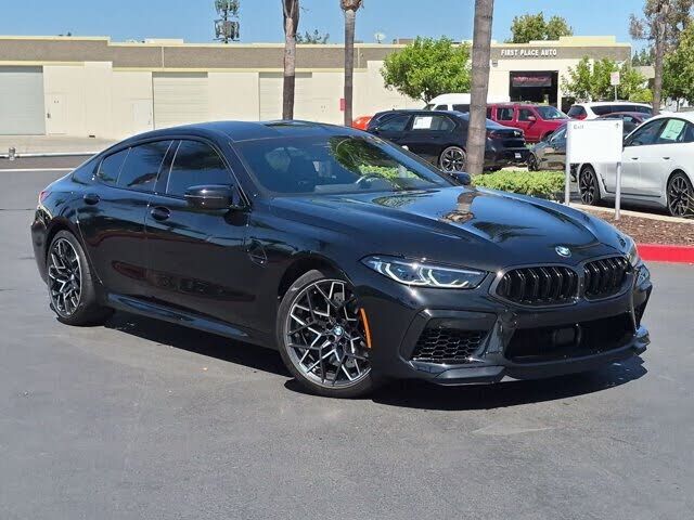 2025 BMW M8