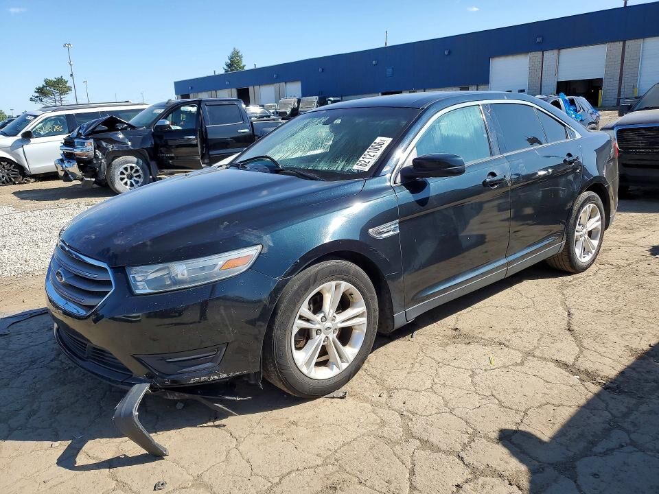 2014 FORD Taurus