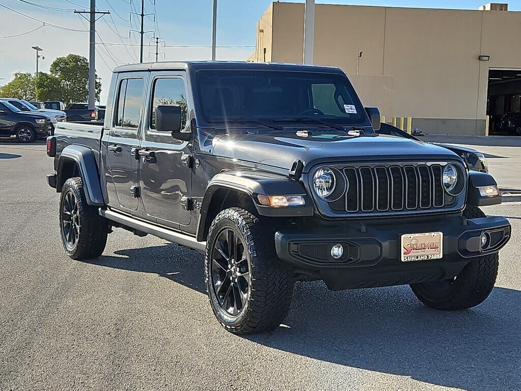 2024 JEEP Gladiator