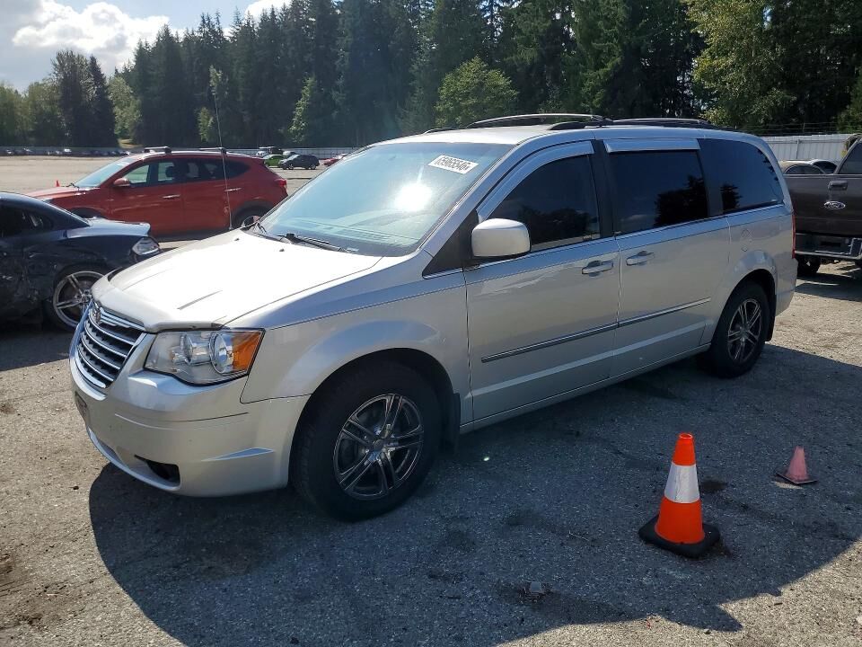 2010 CHRYSLER Town and Country