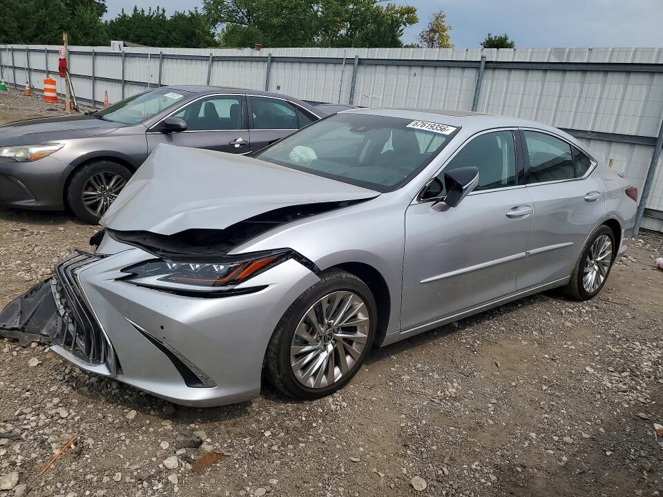 2021 LEXUS ES