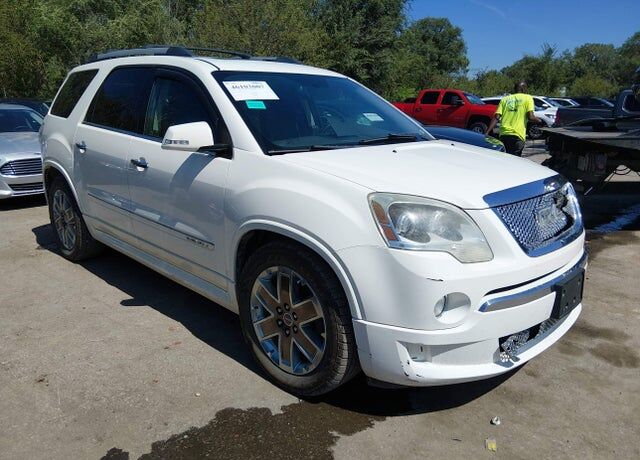 2011 GMC Acadia