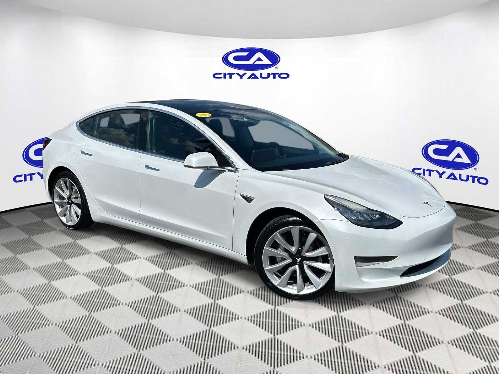 2019 TESLA Model 3