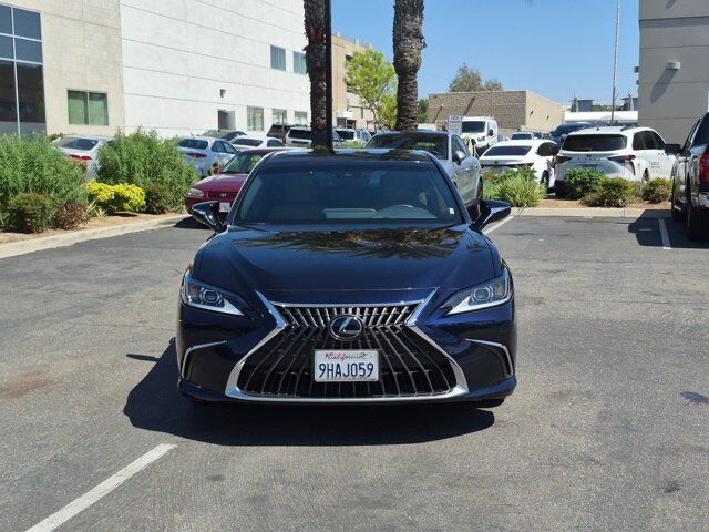 2023 Lexus ES