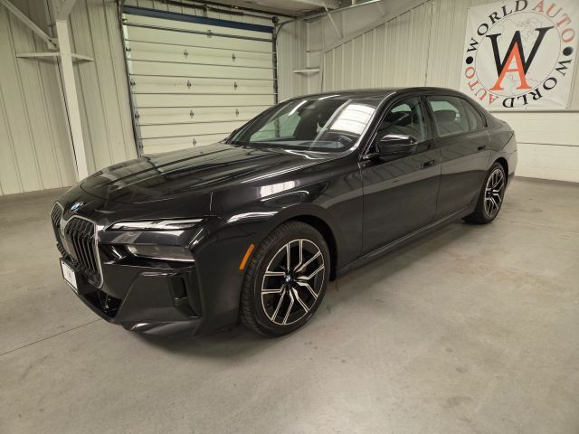 2024 BMW 740i