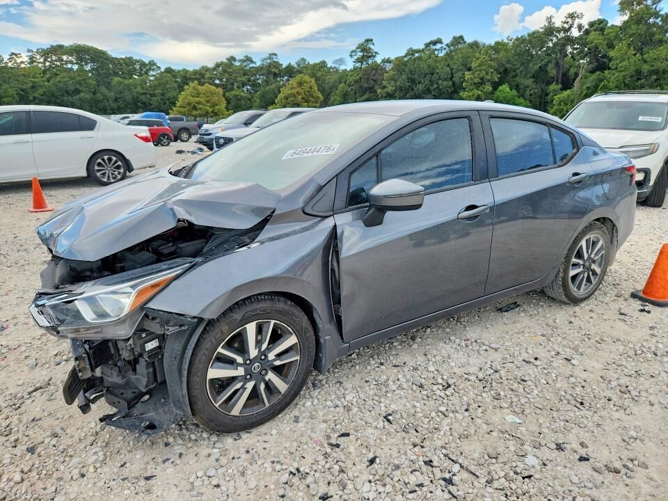 2021 NISSAN Versa
