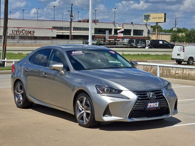 2017 Lexus IS