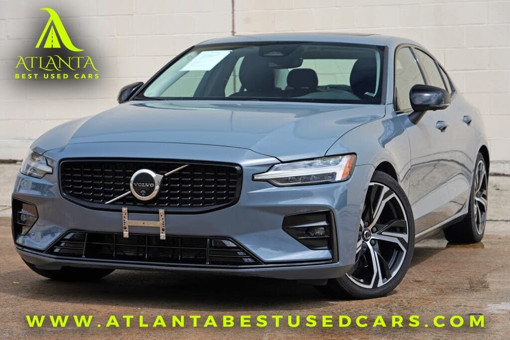 2024 VOLVO S60