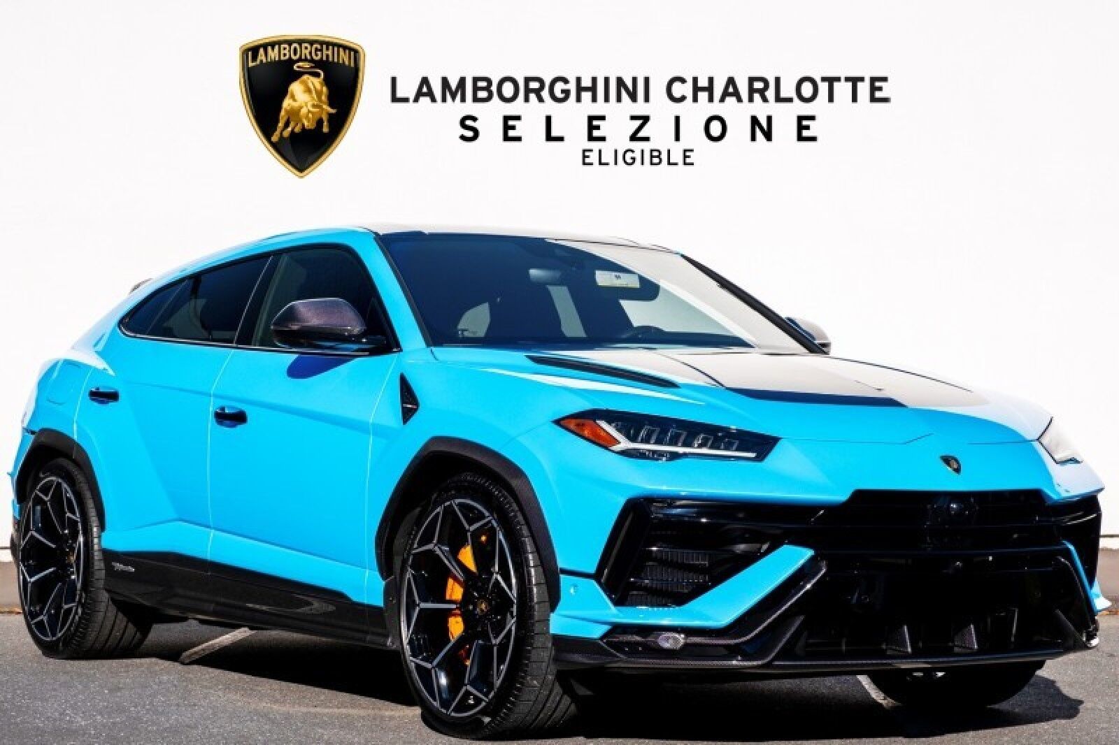 2023 LAMBORGHINI URUS