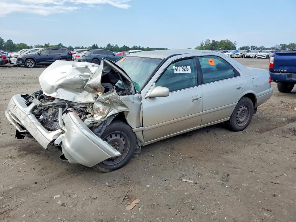 2001 TOYOTA Camry