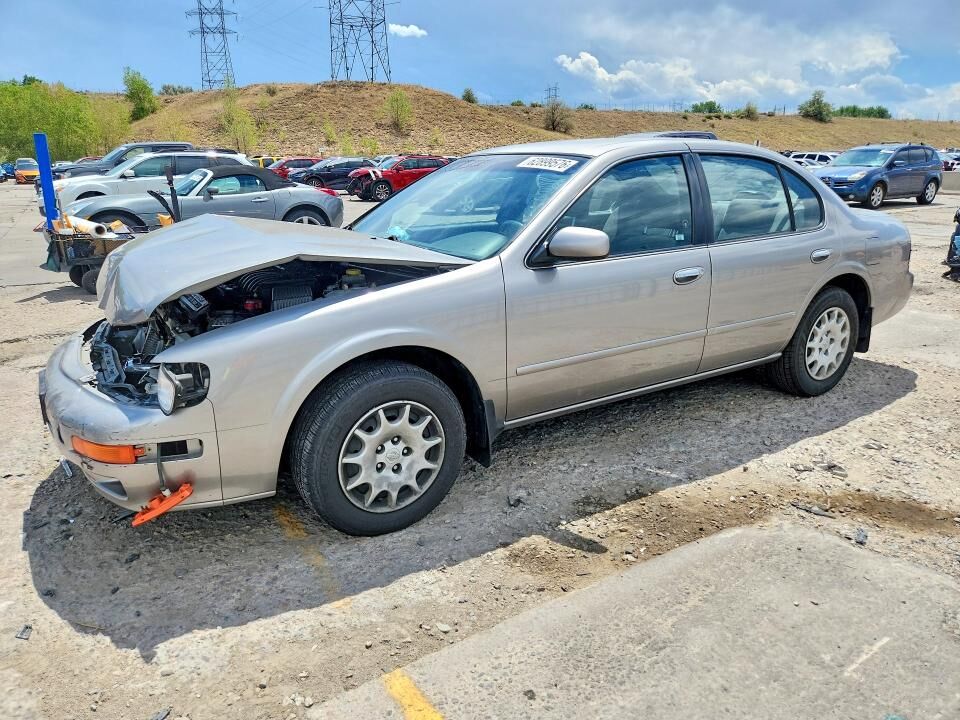 1999 NISSAN Maxima
