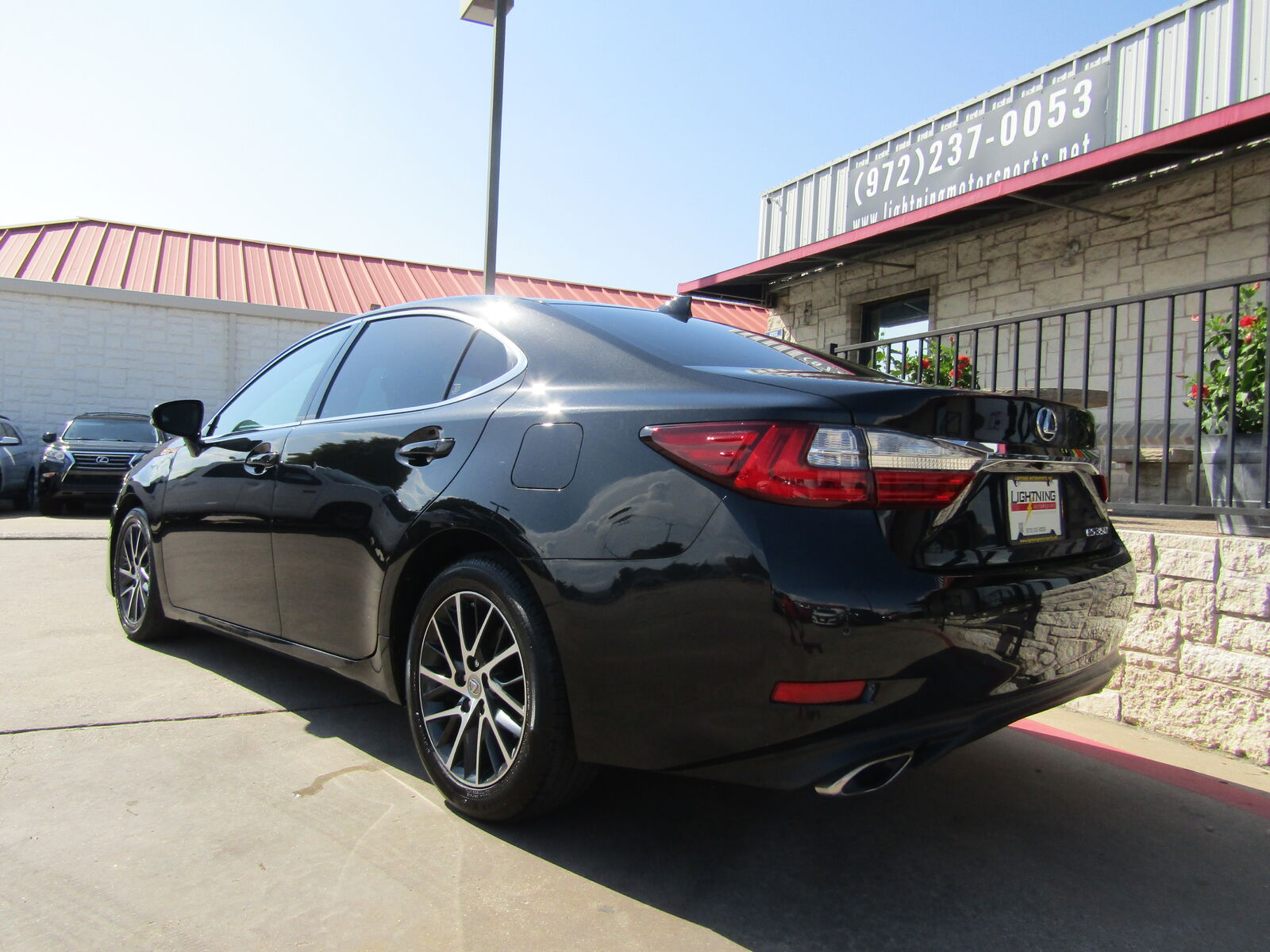 2016 LEXUS ES