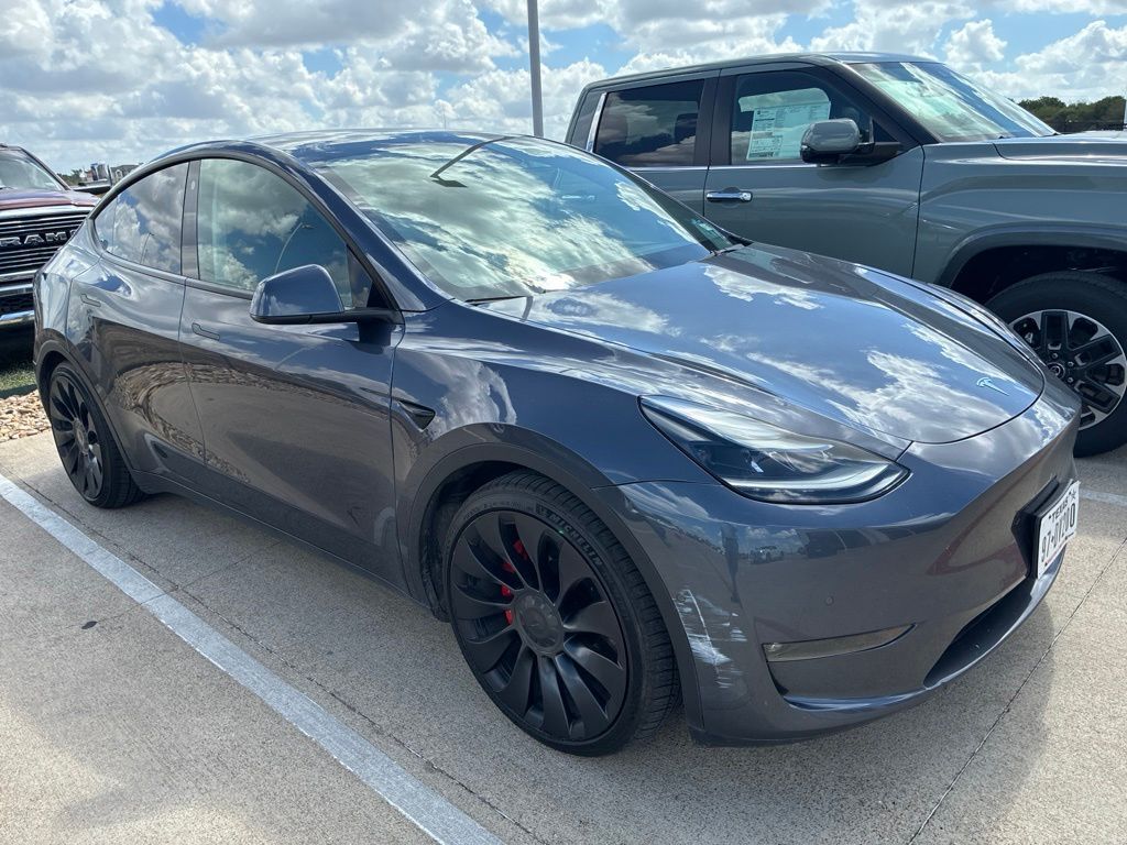 2022 TESLA Model Y