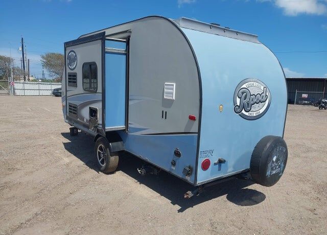 2017 FOREST RIVER Rpod Towable