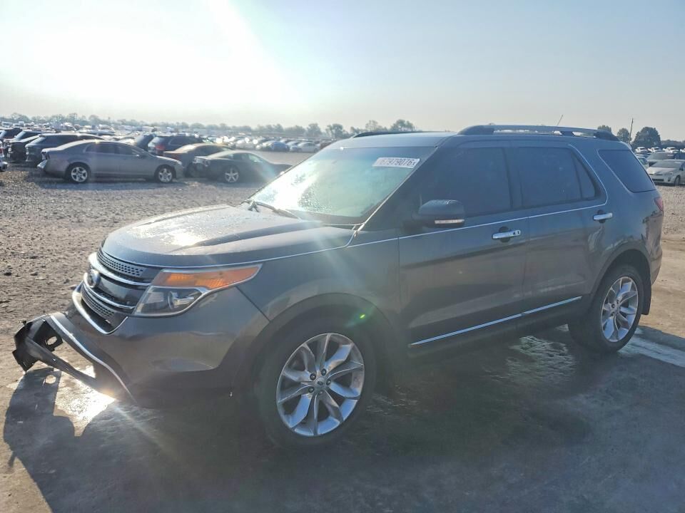 2015 FORD Explorer